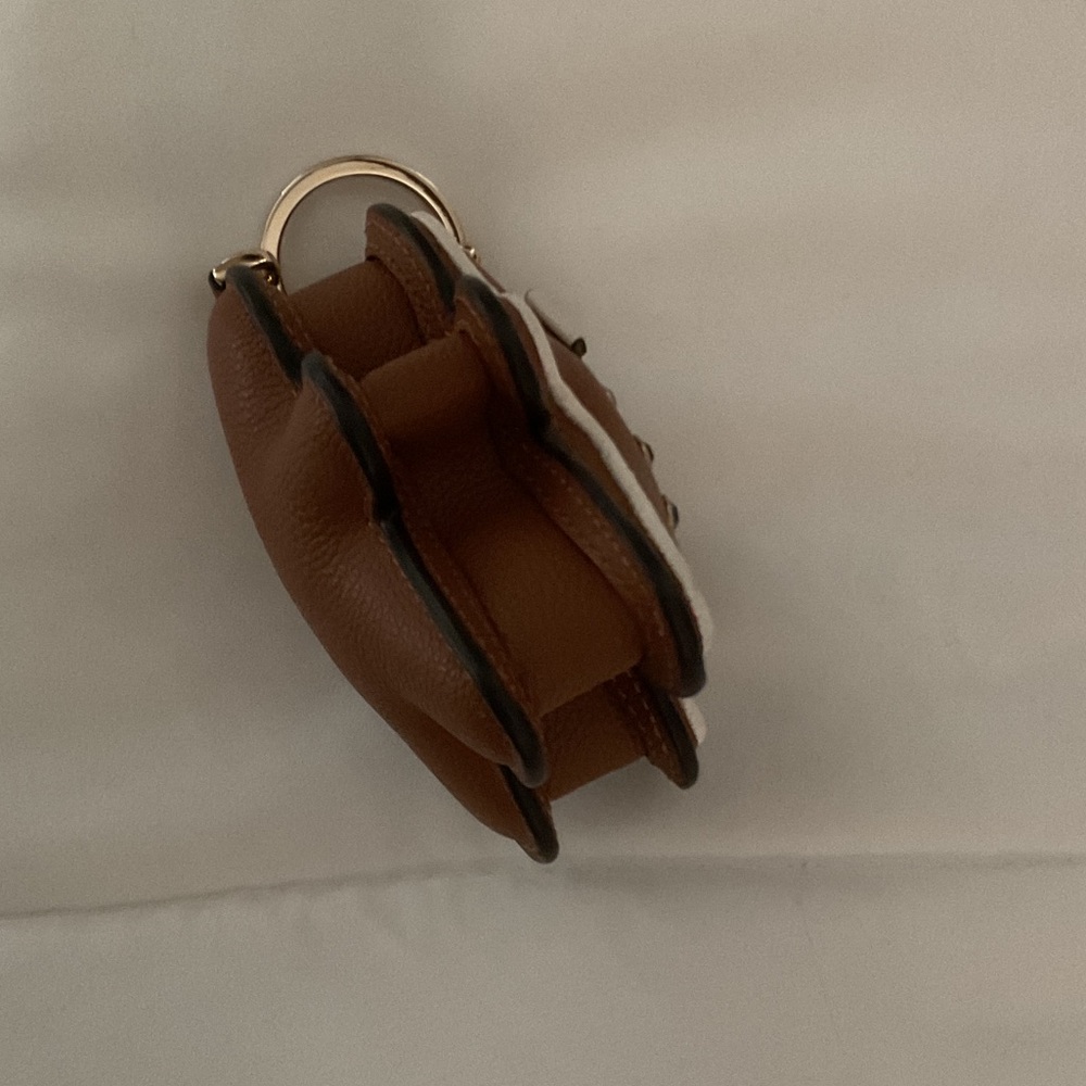 Kate Spade Brown Gingerbread Man Key Holder - Picture 2 of 3